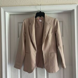 Marina Luna blush pink blazer
Size: Small
